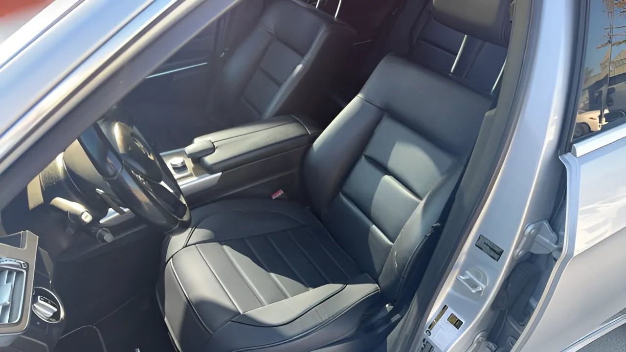 Used 2014 Mercedes-Benz E 350 4MATIC Sedan image 14