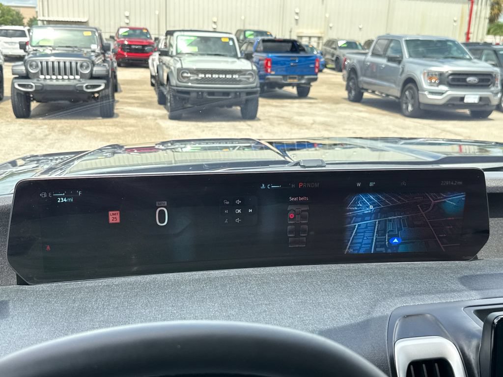 Used 2025 Ford Expedition Active RWD image 19