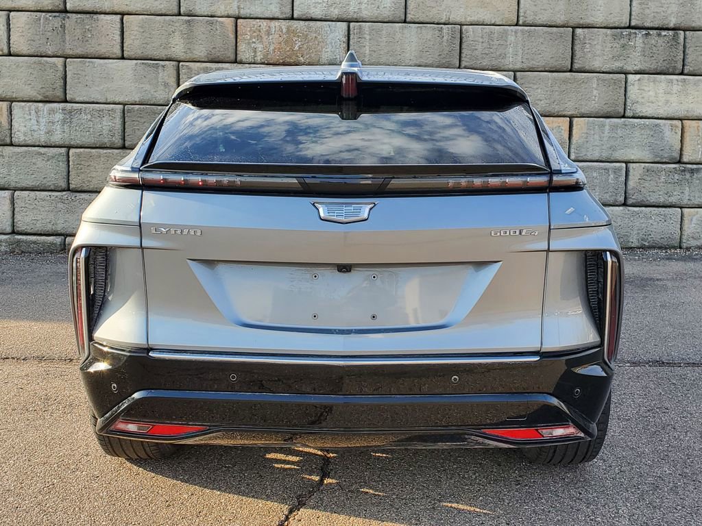 Used 2024 Cadillac Lyriq Luxury w/ LPO, Floor Liner Package image 4