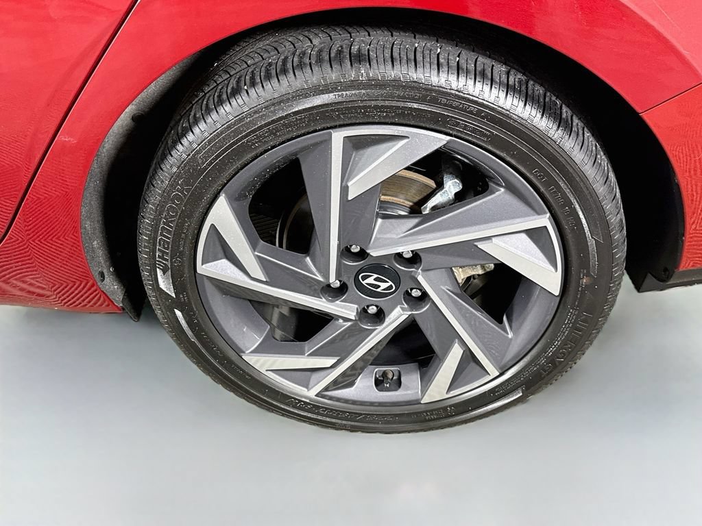 Certified 2025 Hyundai Elantra SEL FWD image 34