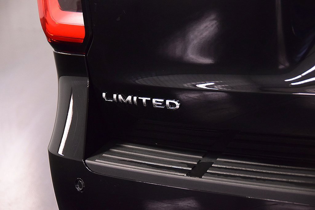 Used 2024 Ford Expedition Max Limited image 11