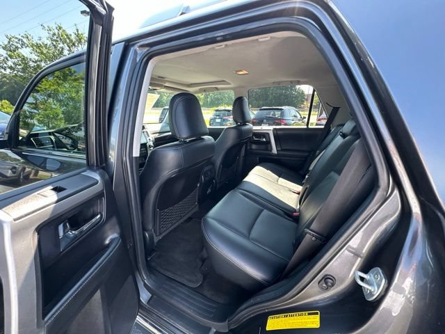 Used 2020 Toyota 4Runner Limited AWD/4WD image 18