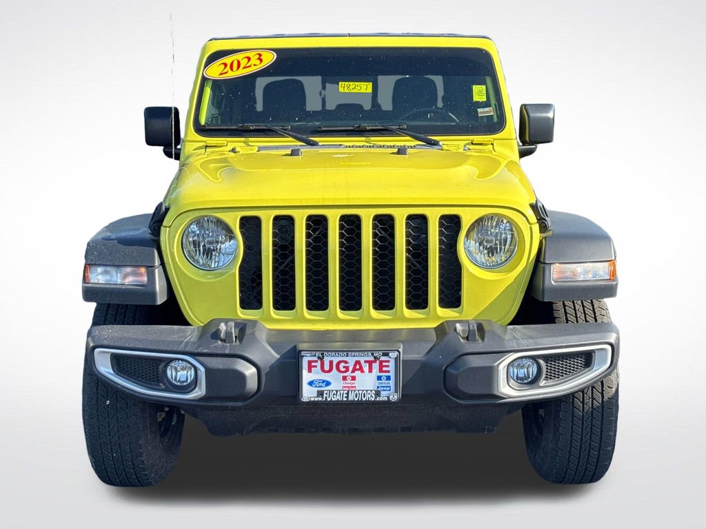 Used 2023 Jeep Gladiator Sport AWD/4WD image 3