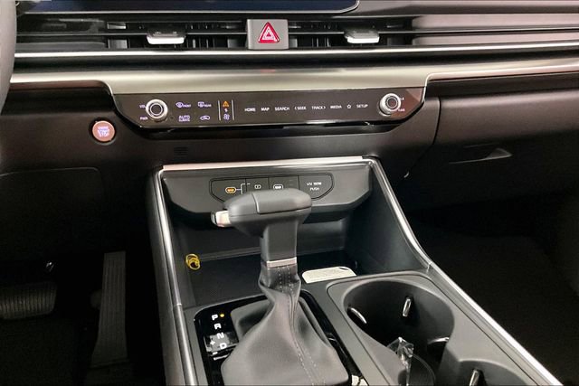New 2026 Kia Carnival SX FWD image 7