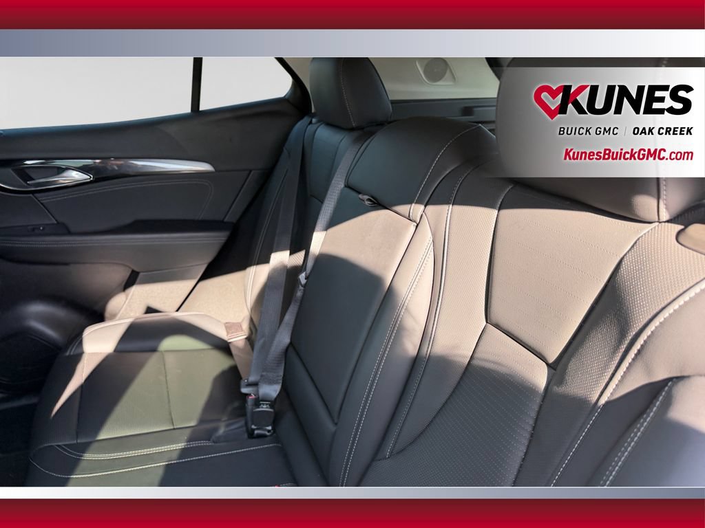 Used 2024 Buick Envision Preferred AWD/4WD image 34