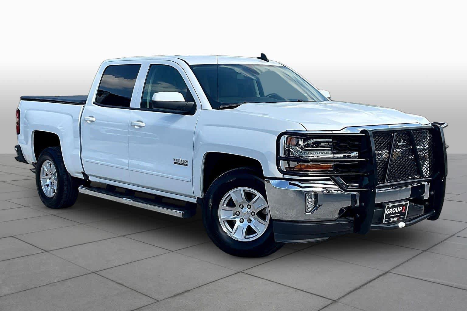 Used 2018 Chevrolet Silverado 1500 LT w/ LT Eassist Package image 3