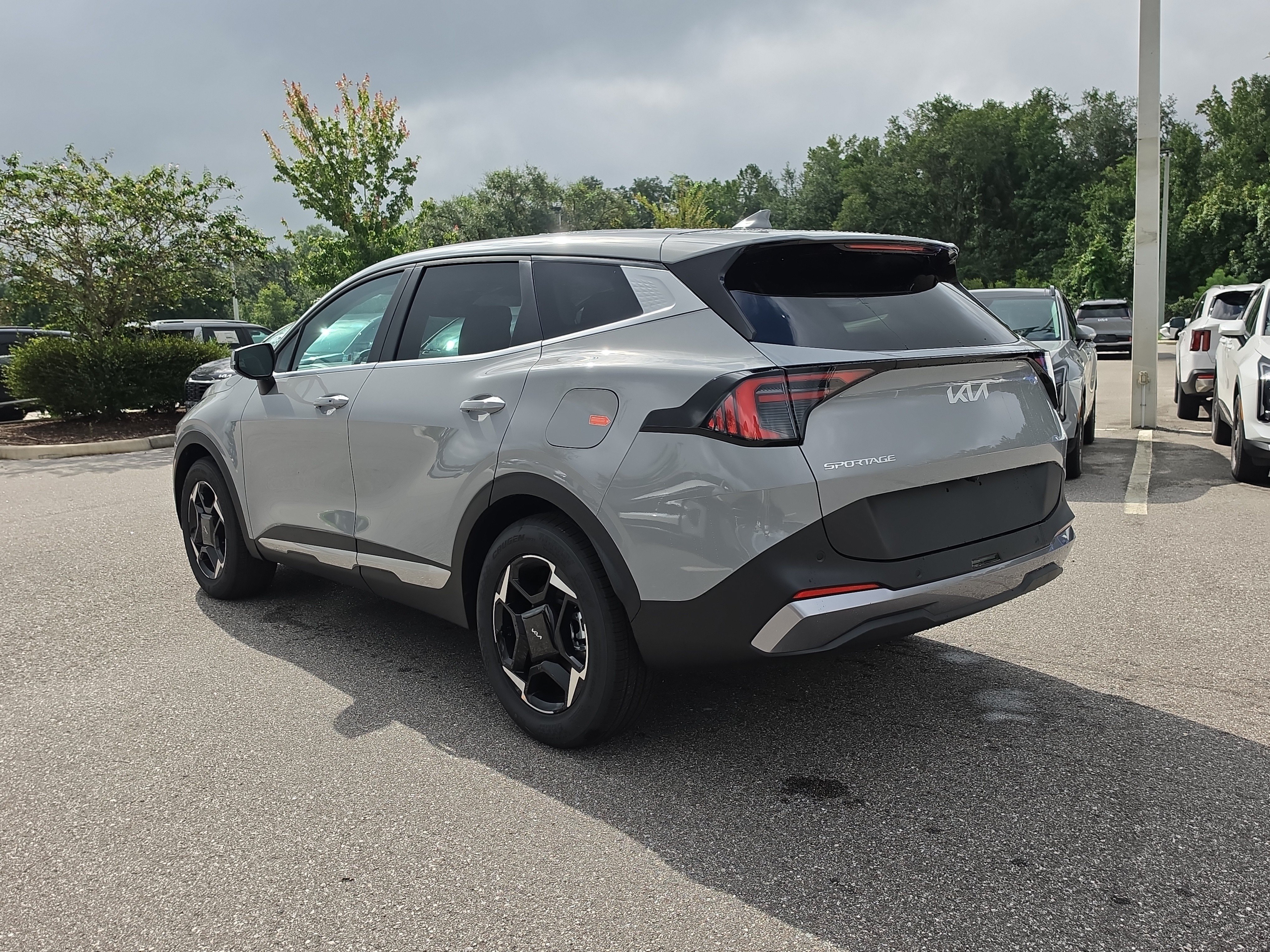 New 2027 Kia Sportage EX FWD image 6