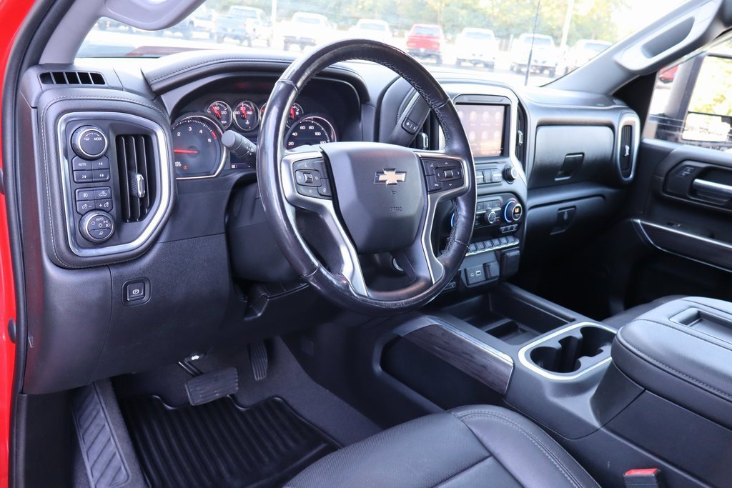 Used 2020 Chevrolet Silverado 2500 LTZ w/ LTZ Plus Package image 3