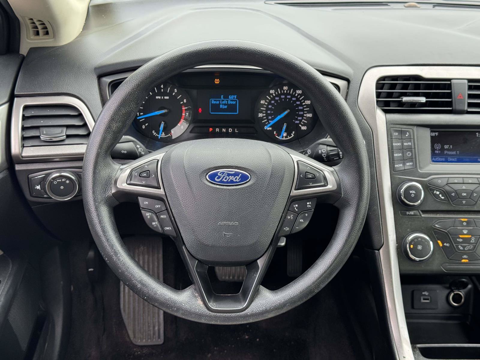 Used 2017 Ford Fusion S FWD image 11