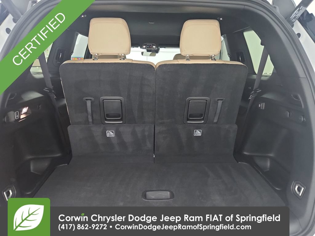 Used 2025 Jeep Grand Cherokee L Limited w/ Trailer Tow Package AWD/4WD image 31