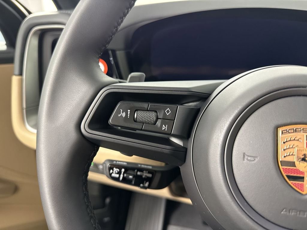 New 2026 Porsche Cayenne image 38