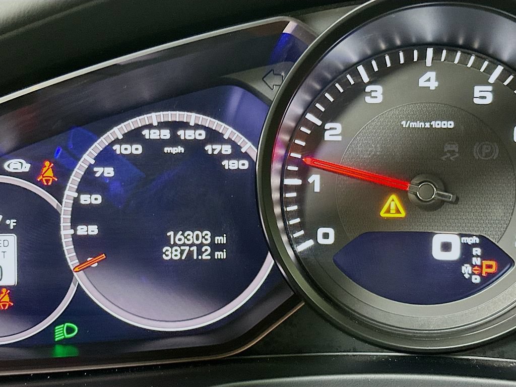 Certified 2023 Porsche Panamera 4 Platinum Edition AWD/4WD image 13
