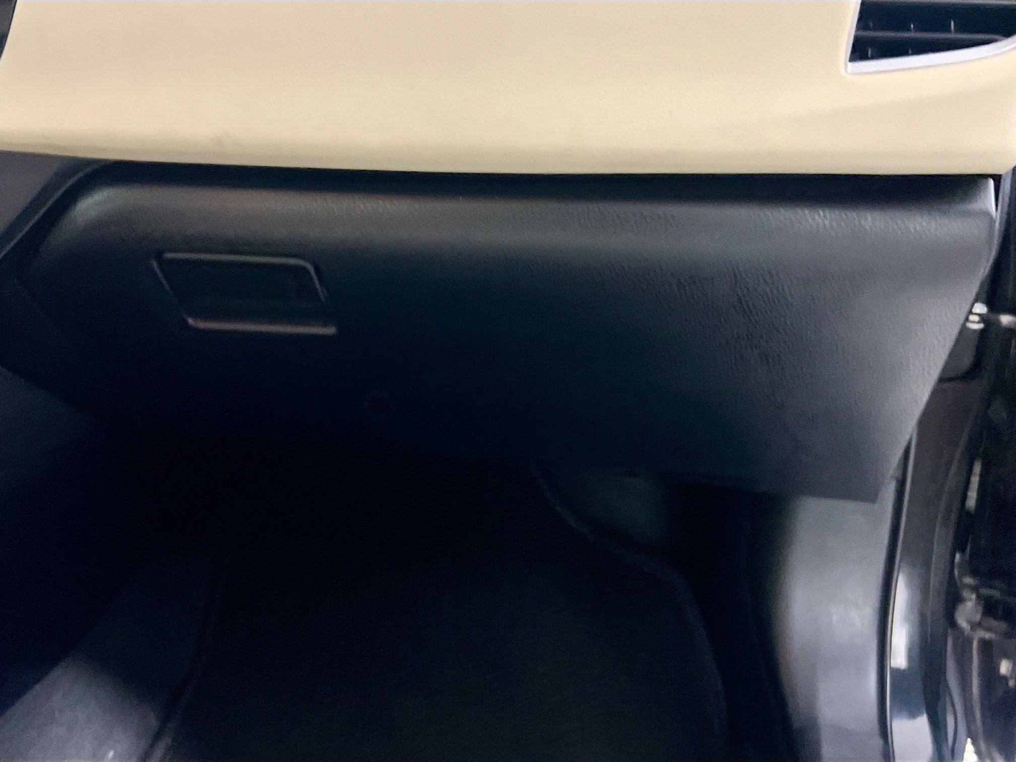 Used 2016 Toyota Corolla LE image 33