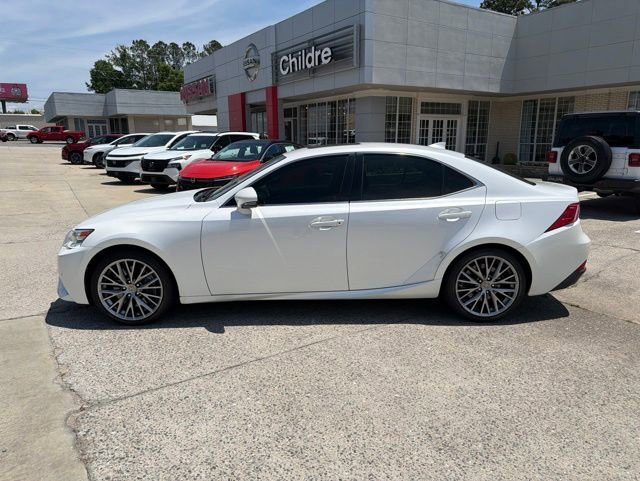 Used 2016 Lexus IS 200t w/ Premium Package RWD image 1