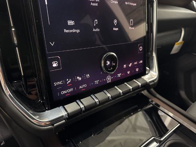 New 2026 GMC Yukon Denali w/ Denali Reserve Package AWD/4WD image 21