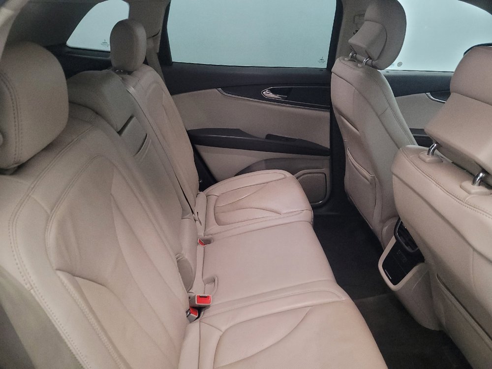 Used 2017 Lincoln MKX Reserve w/ Lincoln MKX Climate Package AWD/4WD image 19