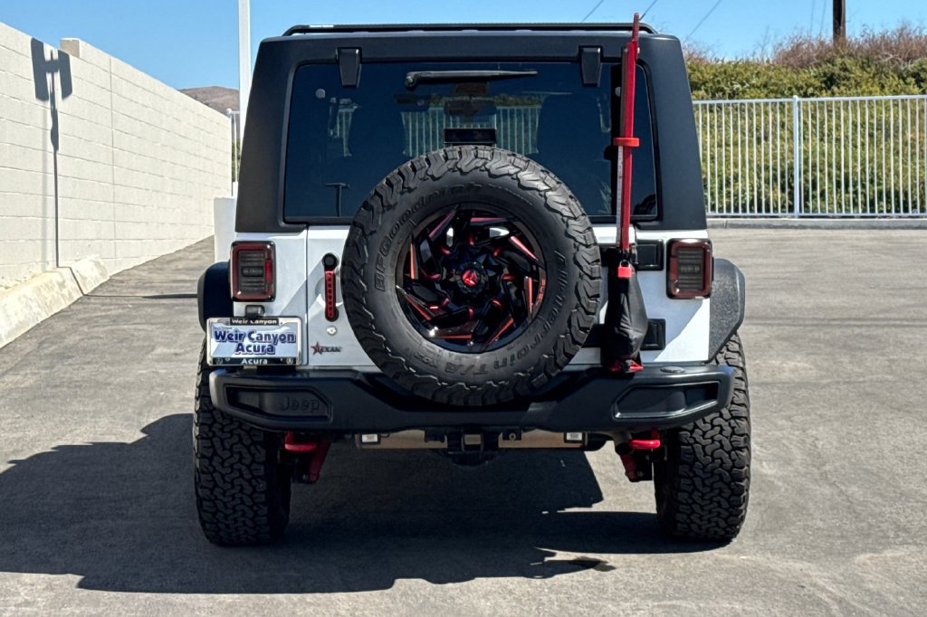 Used 2017 Jeep Wrangler Unlimited Rubicon AWD/4WD image 9