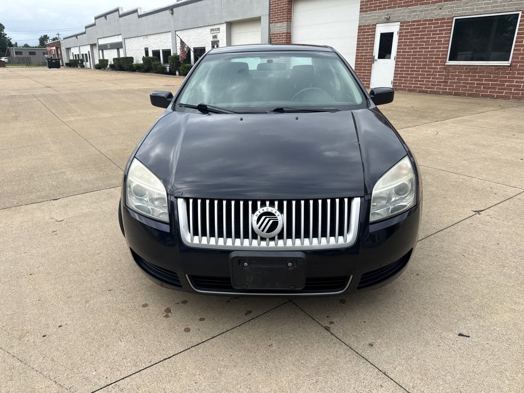 Used 2008 Mercury Milan V6 FWD image 2