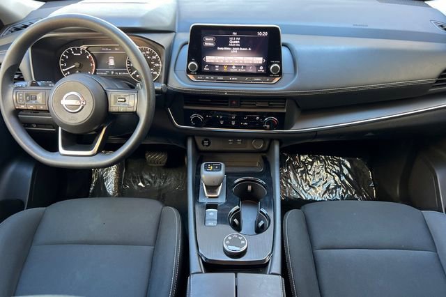 Used 2024 Nissan Rogue S image 18