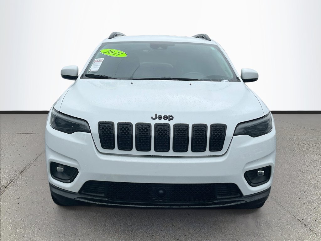 Used 2021 Jeep Cherokee Latitude Plus FWD image 2