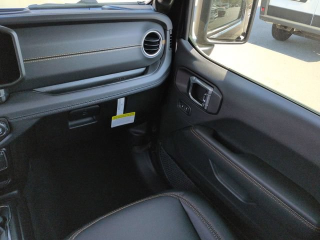 New 2026 Jeep Gladiator Sport AWD/4WD image 16