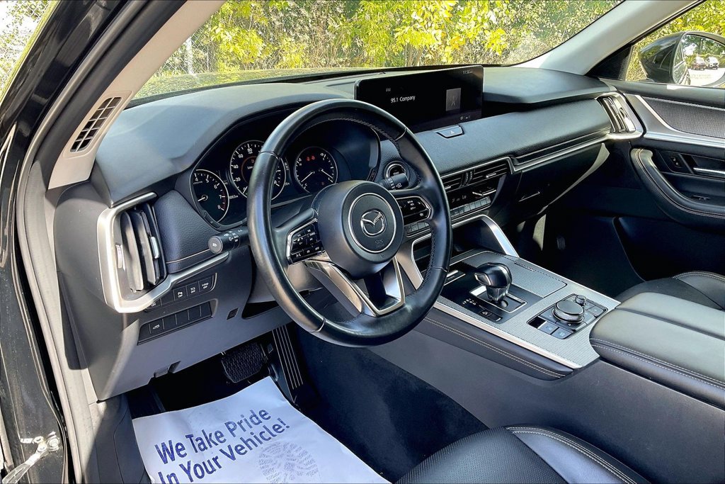 Used 2025 MAZDA CX-90 3.3 Turbo w/ Preferred Package AWD/4WD image 14