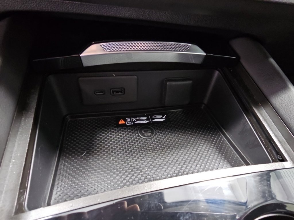 Used 2026 Buick Envision Sport Touring AWD/4WD image 21