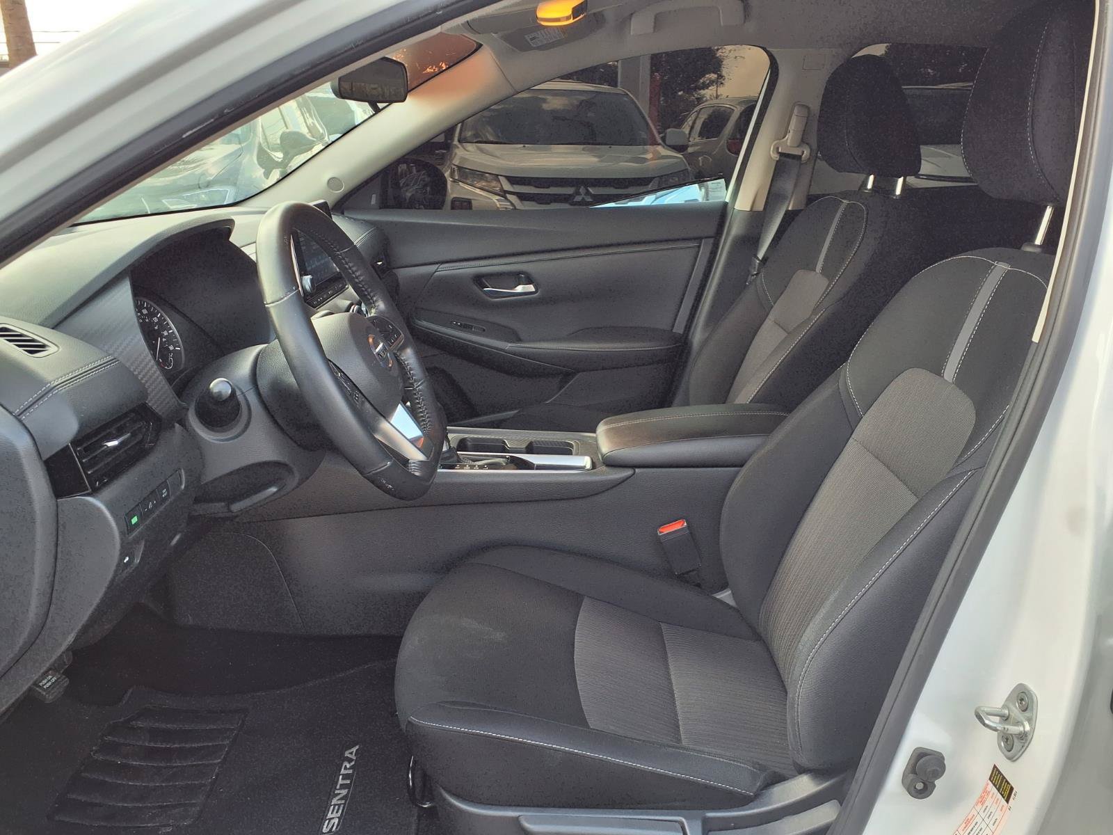 Used 2022 Nissan Sentra SV FWD image 17