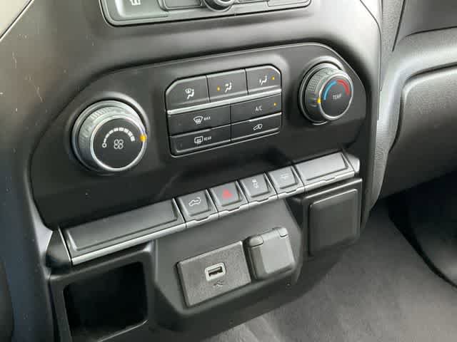 Used 2019 Chevrolet Silverado 1500 Custom w/ Custom Convenience Package RWD image 24