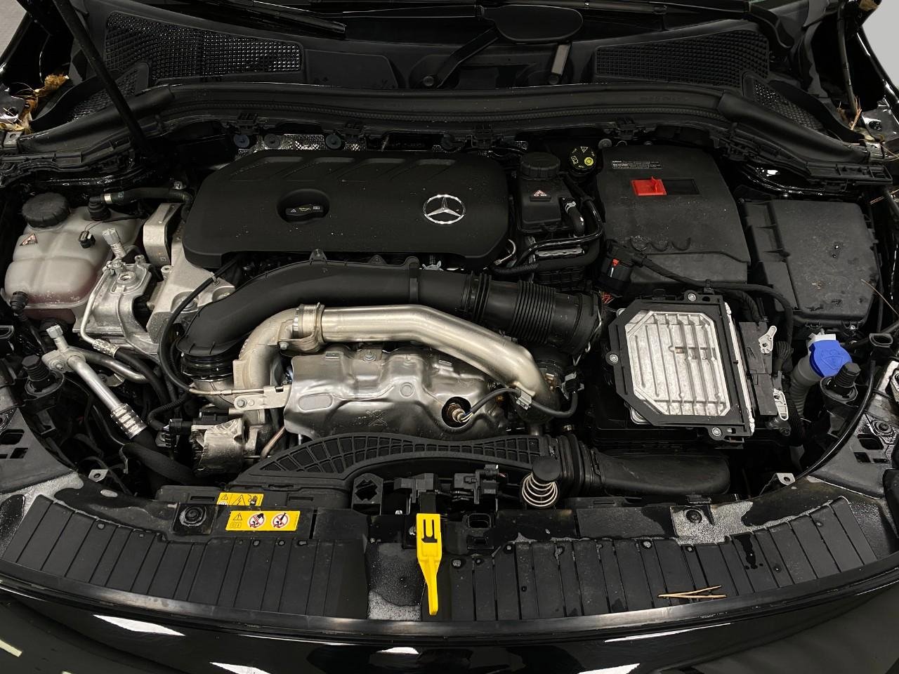 Certified 2026 Mercedes-Benz GLA 250 4MATIC image 11