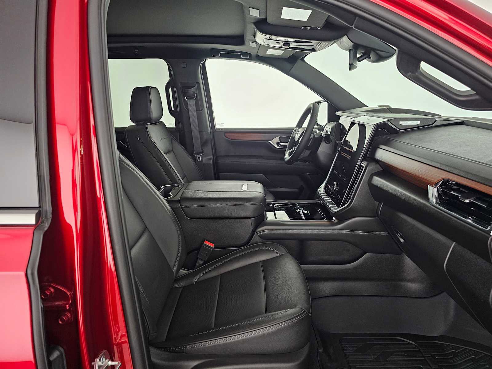 New 2025 GMC Yukon XL Denali w/ Sun & Power Step Package image 10