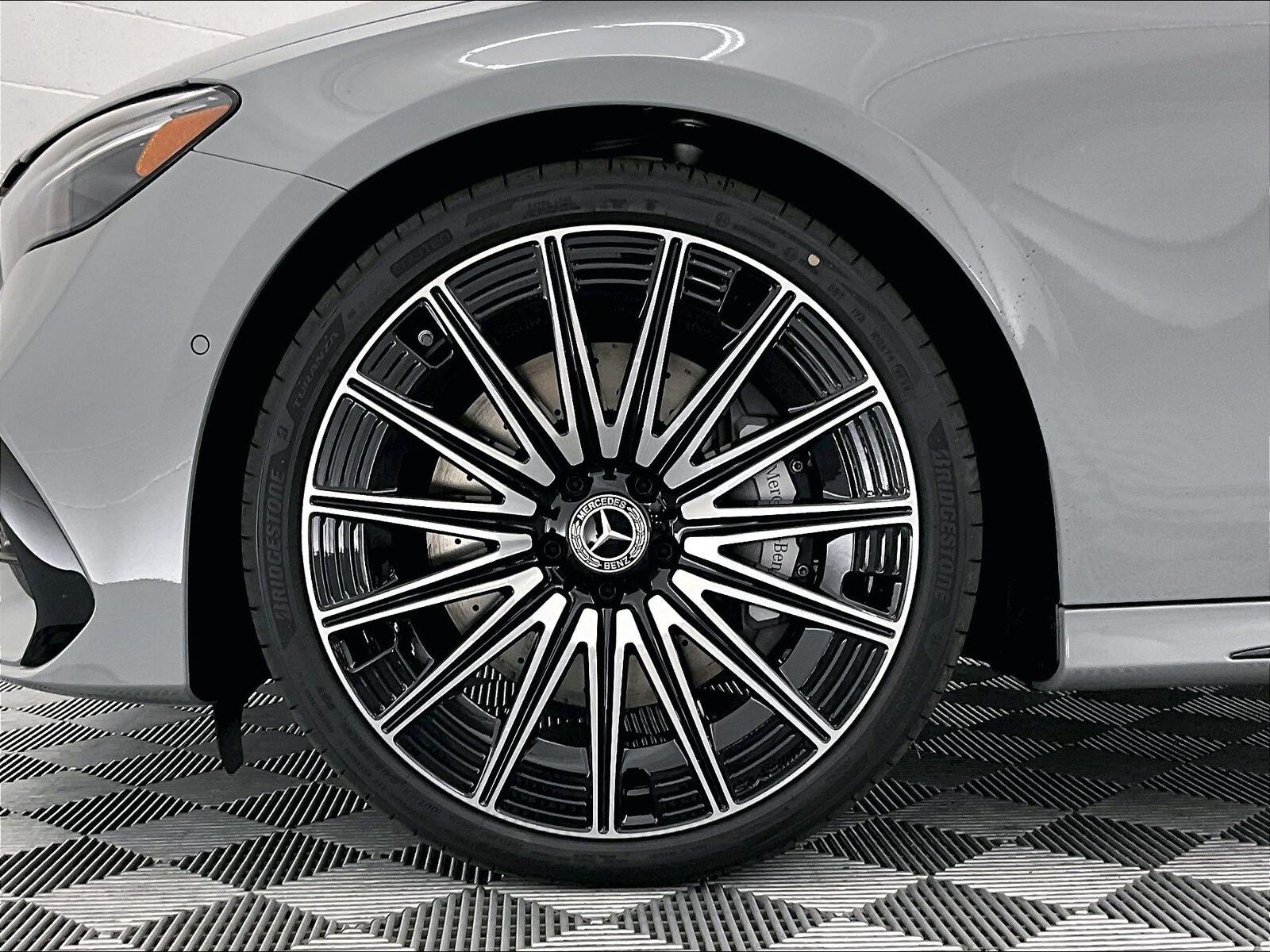 New 2027 Mercedes-Benz E 450 4MATIC Sedan image 10