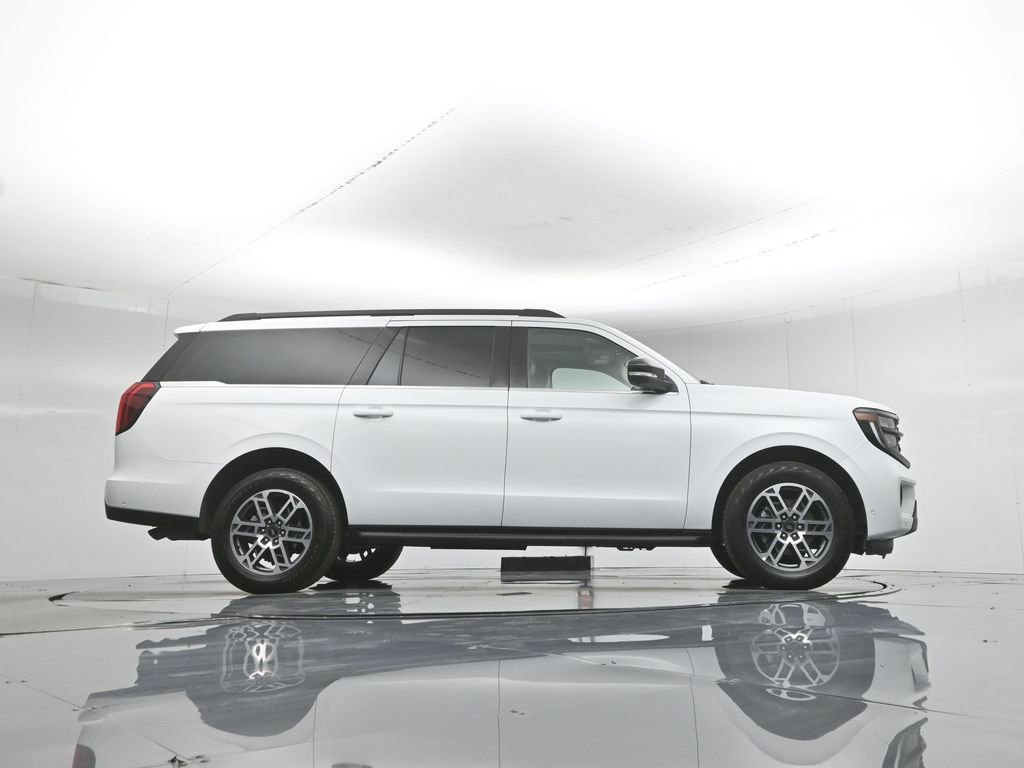 Used 2025 Ford Expedition Max Active AWD/4WD image 53