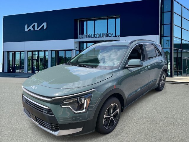 New 2026 Kia Niro EX FWD image 3