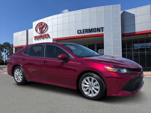 Used 2020 Toyota Camry LE FWD image 1