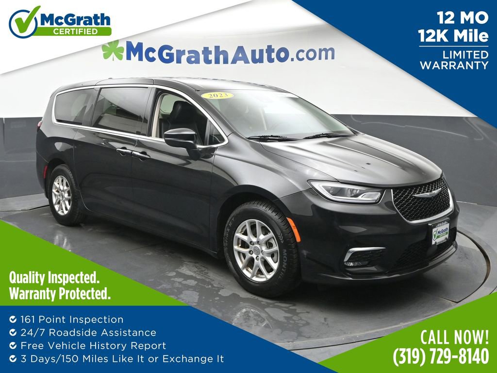 Used 2023 Chrysler Pacifica Touring-L