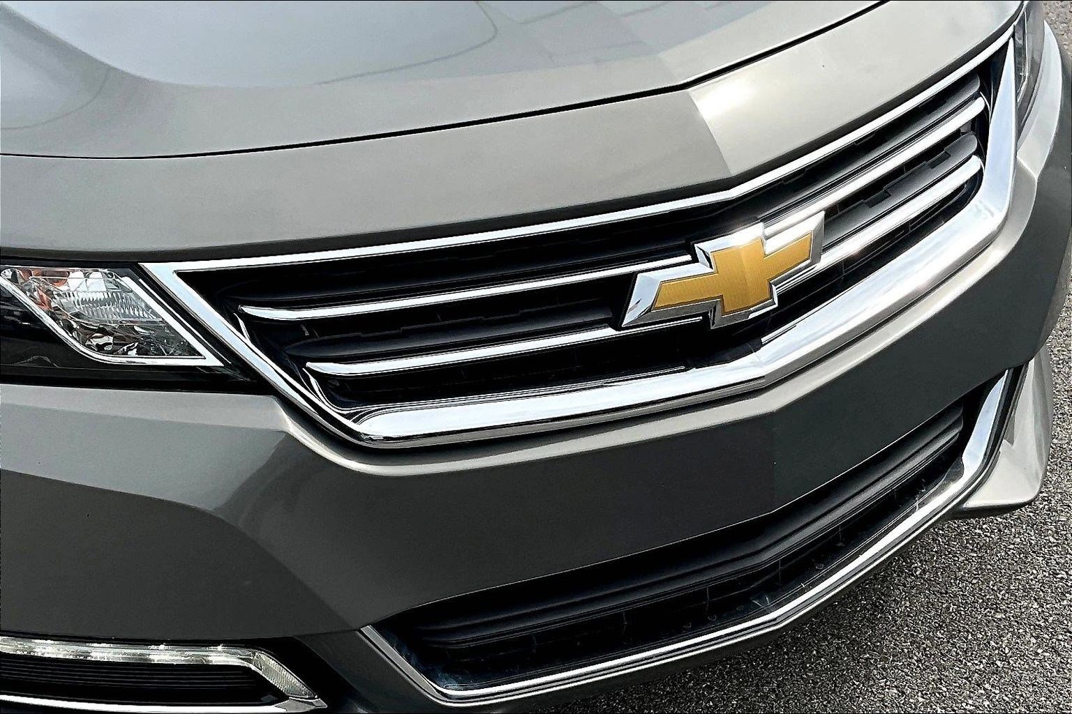 Used 2018 Chevrolet Impala LT w/ LT Leather Package FWD image 33