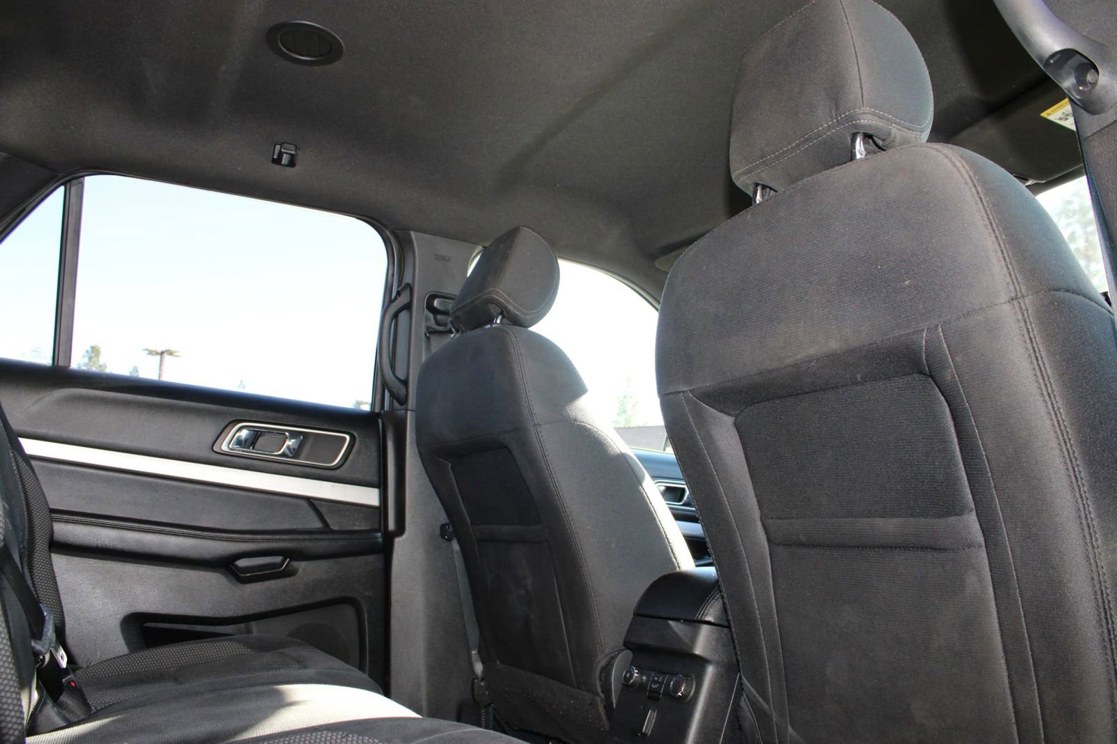 Used 2017 Ford Explorer XLT w/ Equipment Group 201A image 24