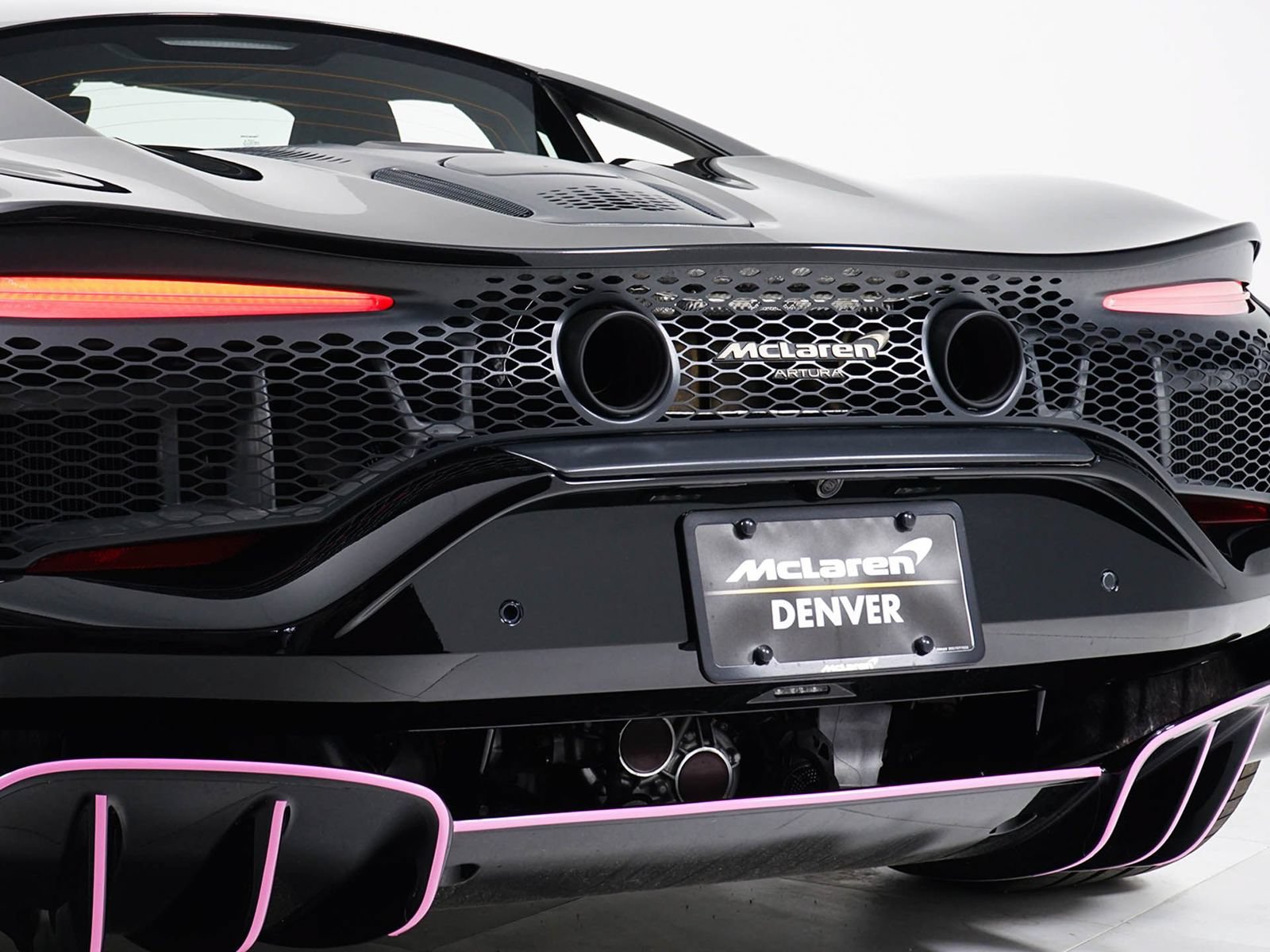 New 2026 McLaren Artura RWD image 20