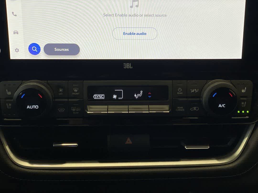 Certified 2024 Toyota Grand Highlander AWD image 21