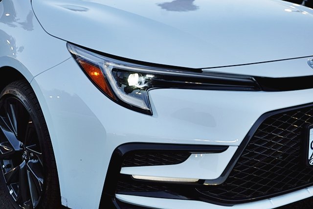 Used 2026 Toyota Corolla SE FWD image 12