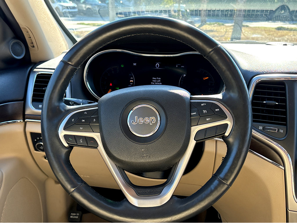 Used 2018 Jeep Grand Cherokee Limited w/ Trailer Tow Group IV image 17