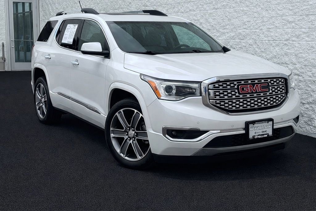 Used 2017 GMC Acadia Denali w/ Technology Package image 1