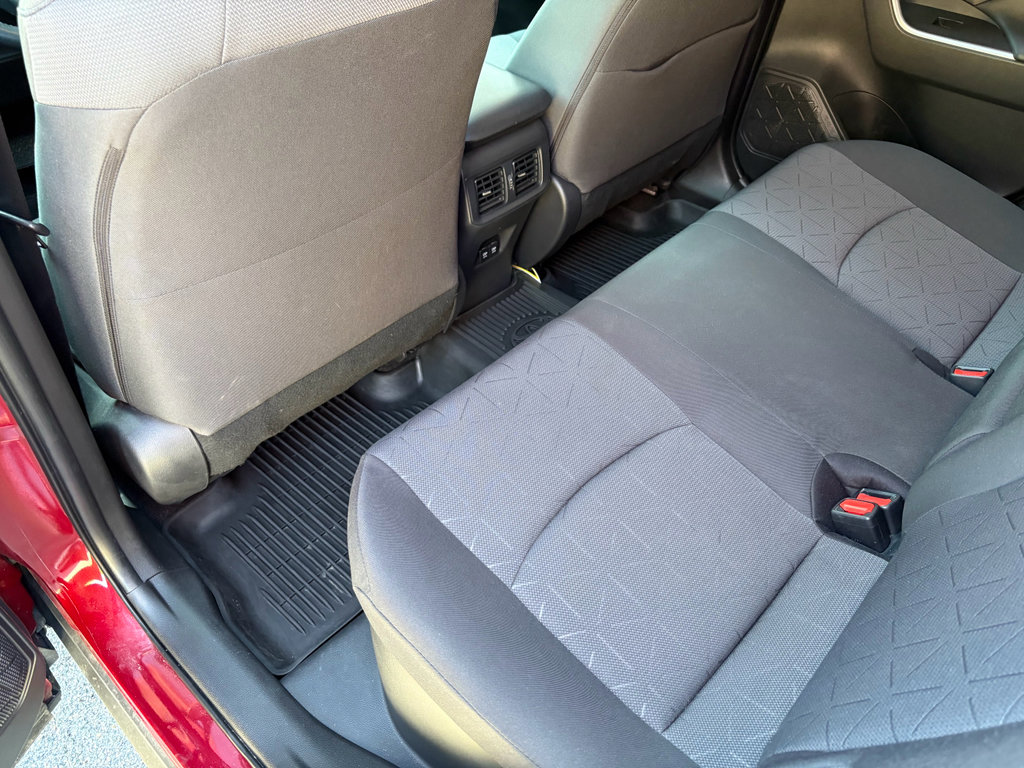 Used 2019 Toyota RAV4 XLE w/ Convenience Package image 17