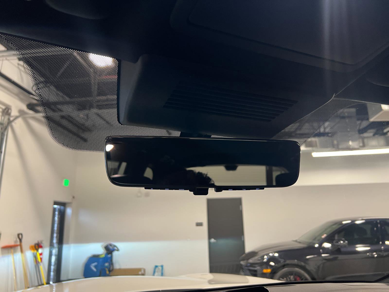 Used 2024 INFINITI QX80 Sensory image 23