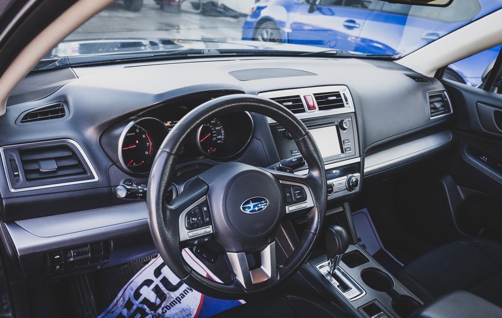 Used 2017 Subaru Legacy 2.5i w/ Alloy Wheel Package image 2