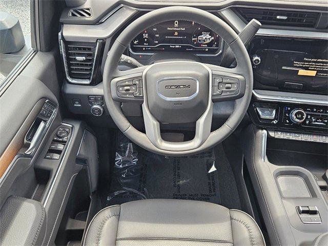 New 2025 GMC Sierra 2500 Denali w/ Denali Reserve Package image 11