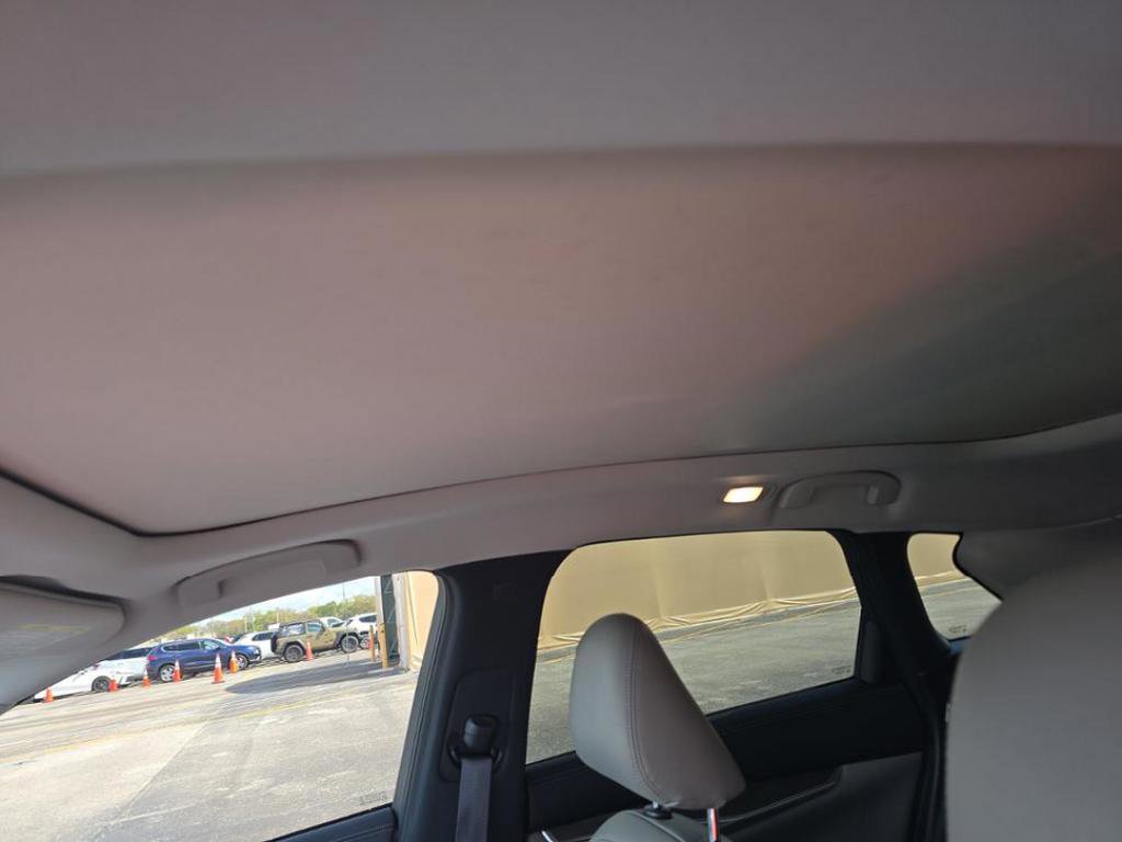 Used 2023 INFINITI QX50 Luxe image 22