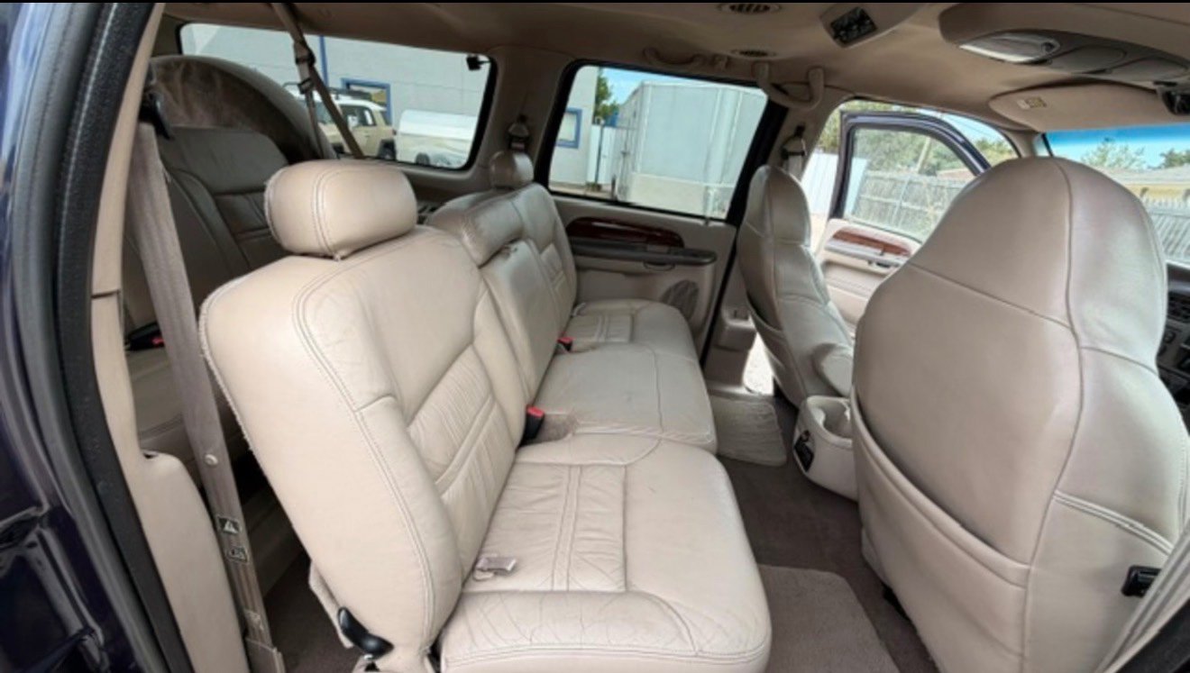 Used 2001 Ford Excursion Limited AWD/4WD image 11