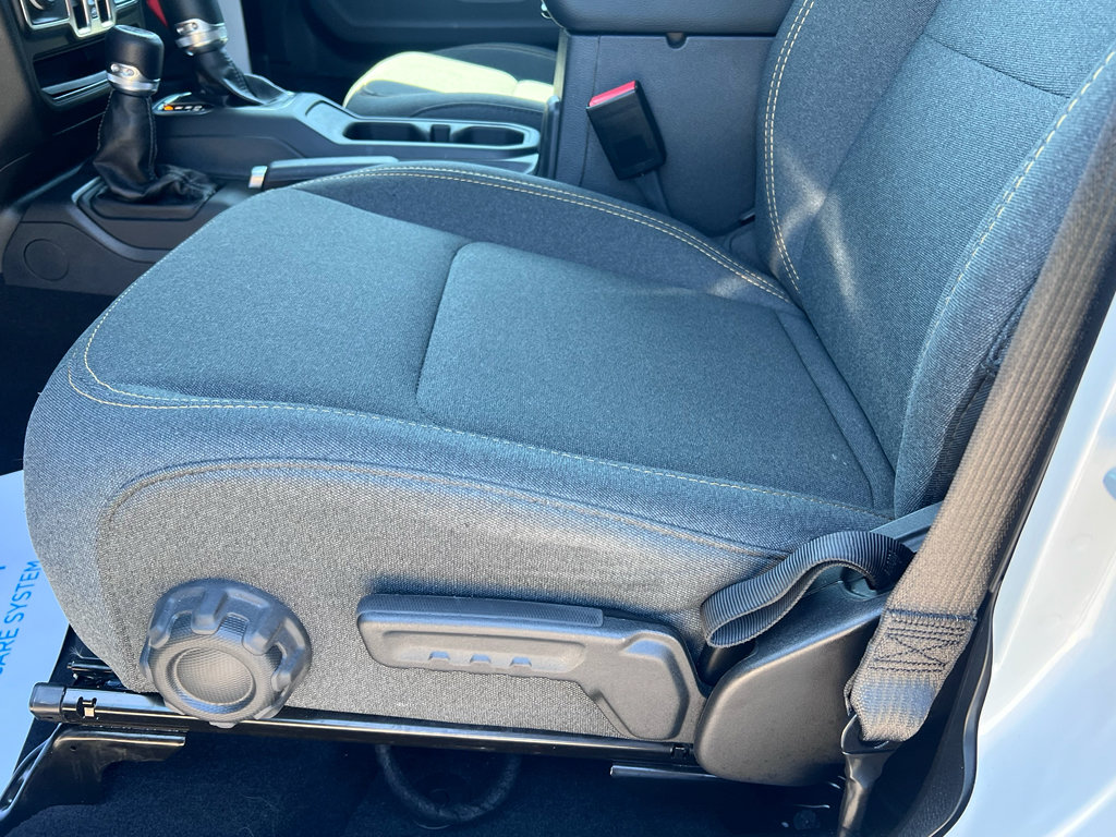 Used 2025 Jeep Wrangler Sahara w/ Safety Group image 16